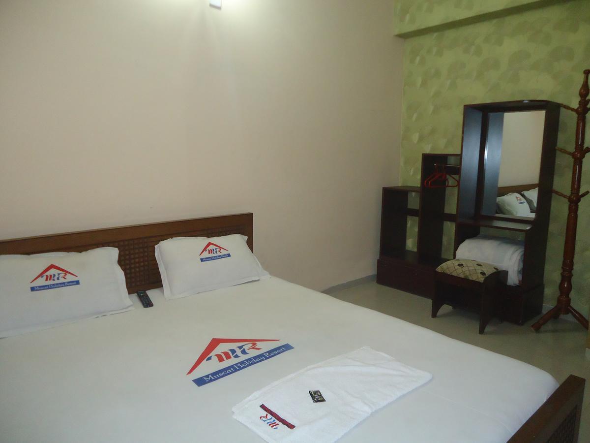 Muscat Holiday Resort Cox's Bazar Exterior foto